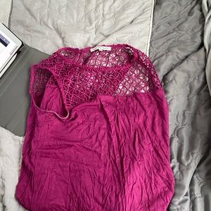 Pink halter top with crotchet neck